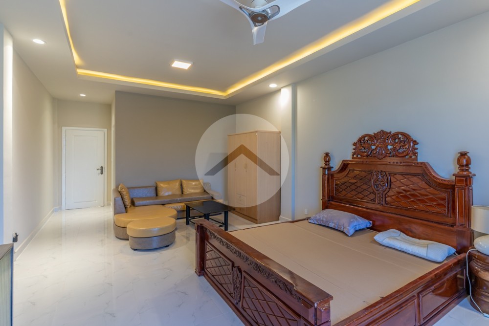 5 Bedroom Shophouse For Rent - Chroy Changvar, Phnom Penh - Image 11 5 Bedroom Shophouse For Rent - Chroy Changvar, Phnom Penh - Image 11