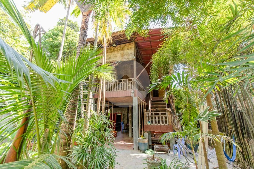 2 Bedroom Wooden House For Rent - Slor Kram, Siem Reap