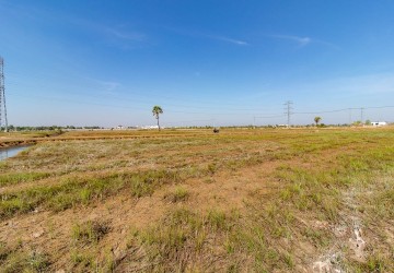 2264 Sqm Land For Sale - Kandaek, Prasat Bakong, Siem Reap thumbnail