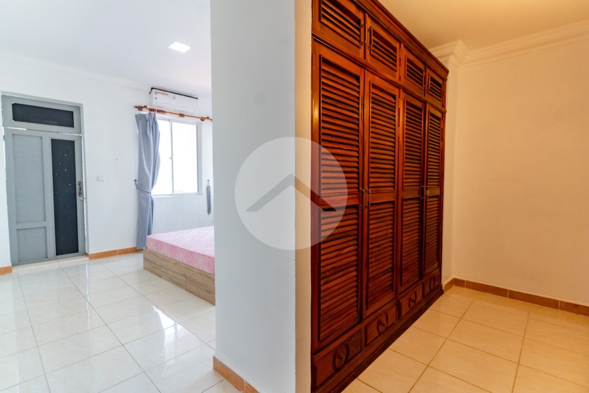 6th Floor 2 Bedroom Condo For Sale - Mekong View Tower 1, Chroy Changvar, Phnom Penh