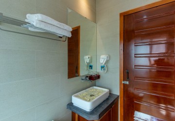 2 Bedroom Apartment For Rent - Riverside,  Slor Kram,  Siem Reap thumbnail