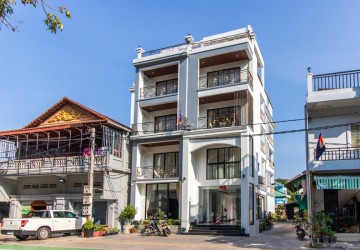 20 Bedroom Hotel For Rent - Riverside, Slor Kram,  Siem Reap thumbnail