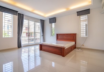 4 Bedroom Villa For Rent- Borey New World Samrong Andet, Phnom Penh Thmey, Phnom Penh thumbnail