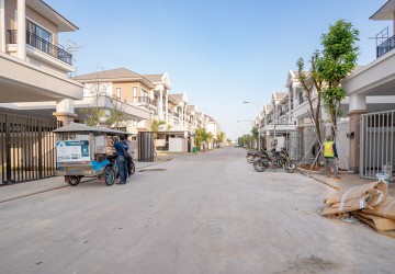 4 Bedroom Twin Villa For Rent - 50m, Dangkao, Phnom Penh thumbnail