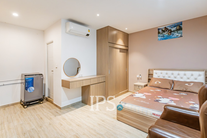28 Sqm Studio Apartment For Rent - BKK3, Phnom Penh