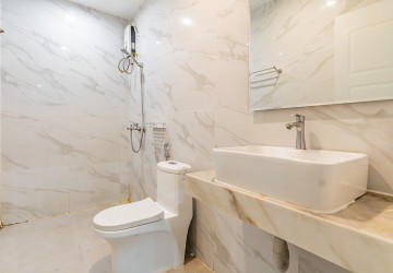 1 Bedroom Serviced Apartment For Rent - BKK3, Phnom Penh thumbnail