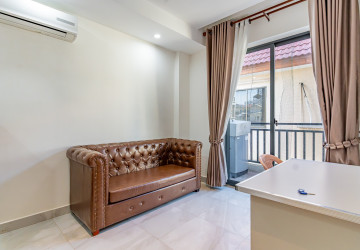 1 Bedroom Serviced Apartment For Rent - BKK3, Phnom Penh thumbnail