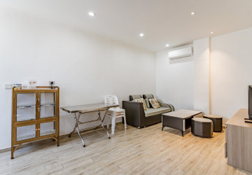 2 Bedroom Serviced Apartment For Rent - BKK3, Phnom Penh thumbnail