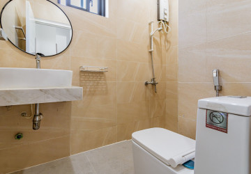 2 Bedroom Serviced Apartment For Rent - BKK3, Phnom Penh thumbnail