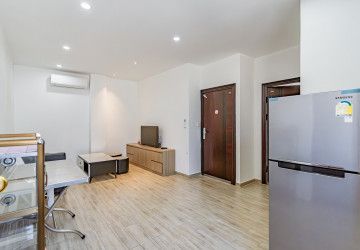 2 Bedroom Serviced Apartment For Rent - BKK3, Phnom Penh thumbnail