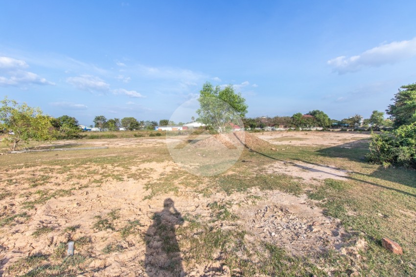 3530 Sqm Residential Land For Sale - Svay Dangkum, Siem Reap