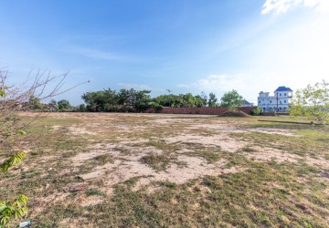 3530 Sqm Residential Land For Sale - Svay Dangkum, Siem Reap thumbnail