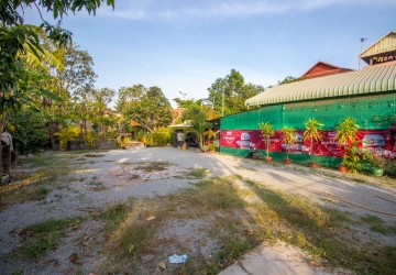 1000 Sqm Commercial Land For Rent - Sala Kamreuk, Siem Reap thumbnail