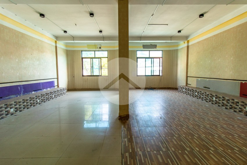 5 Bedroom Commercial Shophouse For Rent - Svay Dangkum, Krong Siem Reab