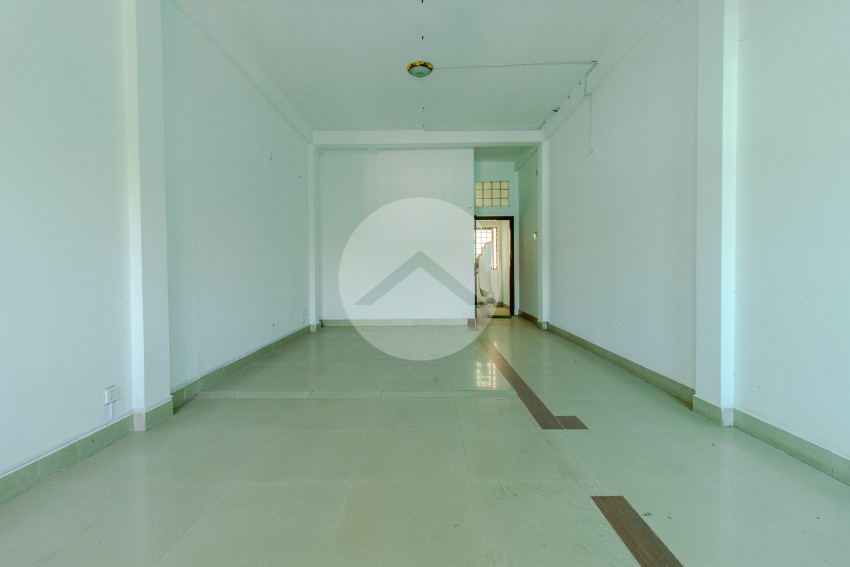 5 Bedroom Commercial Shophouse For Rent - Svay Dangkum, Krong Siem Reab