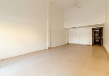 4 Bedroom Commercial Shophouse For Rent - Svay Dangkum,  Siem Reap thumbnail