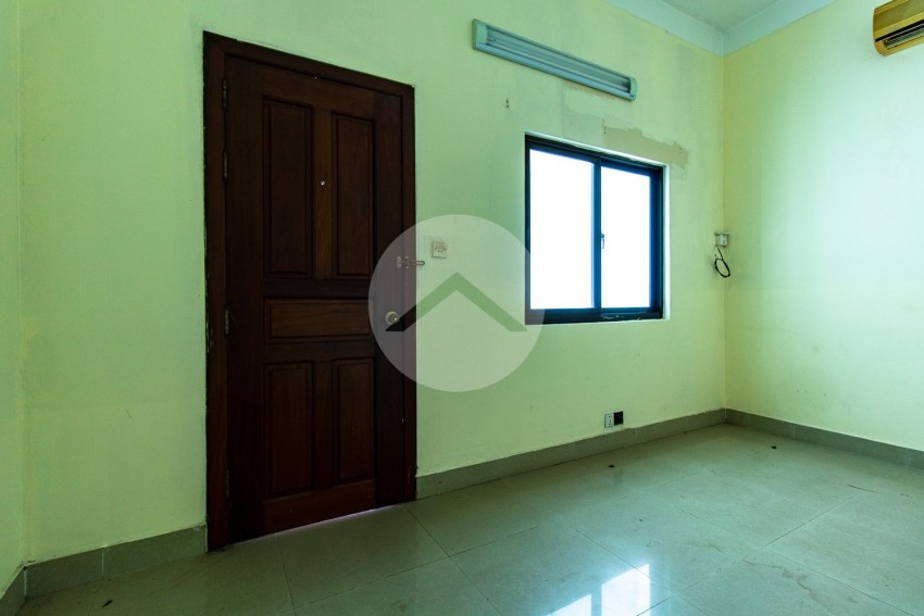 4 Bedroom Commercial Shophouse For Rent - Svay Dangkum,  Siem Reap