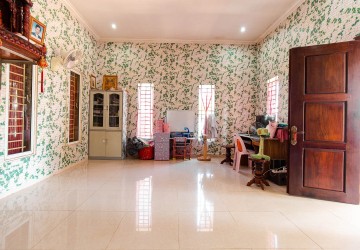 2 Bedroom House For Sale - Svay Dangkum, Siem Reap thumbnail