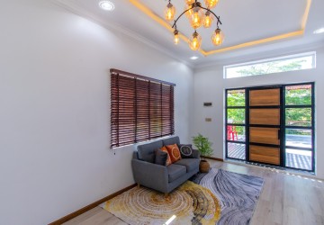 4 Bedroom Villa For Sale - Sra Ngae, Siem Reap thumbnail