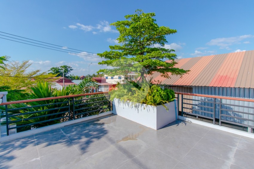 4 Bedroom Villa For Sale - Sra Ngae, Siem Reap