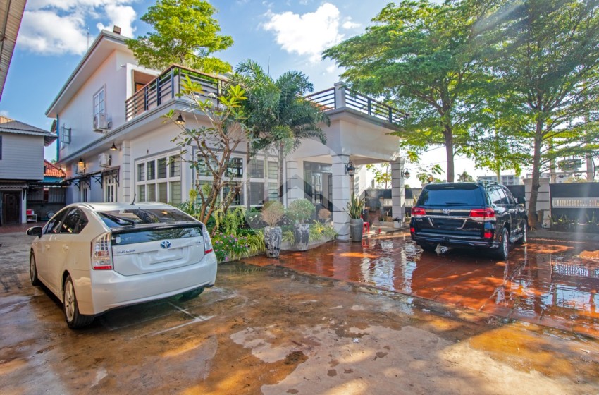 4 Bedroom Villa For Sale - Sra Ngae, Siem Reap