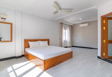 55 Sqm Studio Apartment For Rent - BKK1, Phnom Penh thumbnail