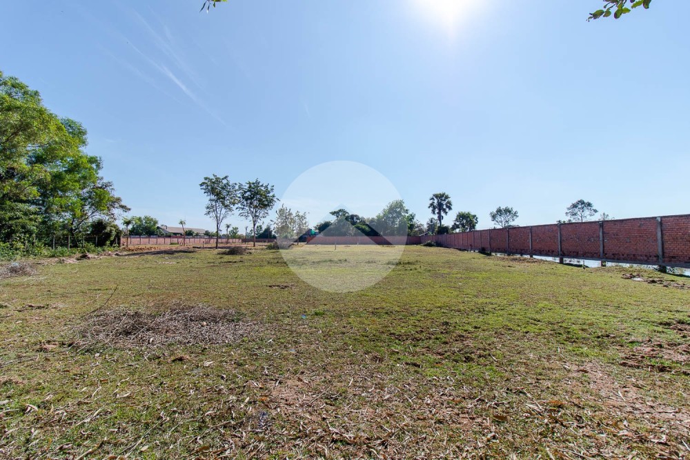 1899 Sqm Land For Sale - Next to Golf Course, Svay Dangkum, Siem Reap - Image 8