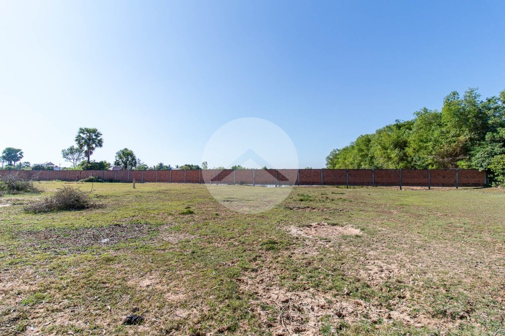 1899 Sqm Land For Sale - Next to Golf Course, Svay Dangkum, Siem Reap - Image 6