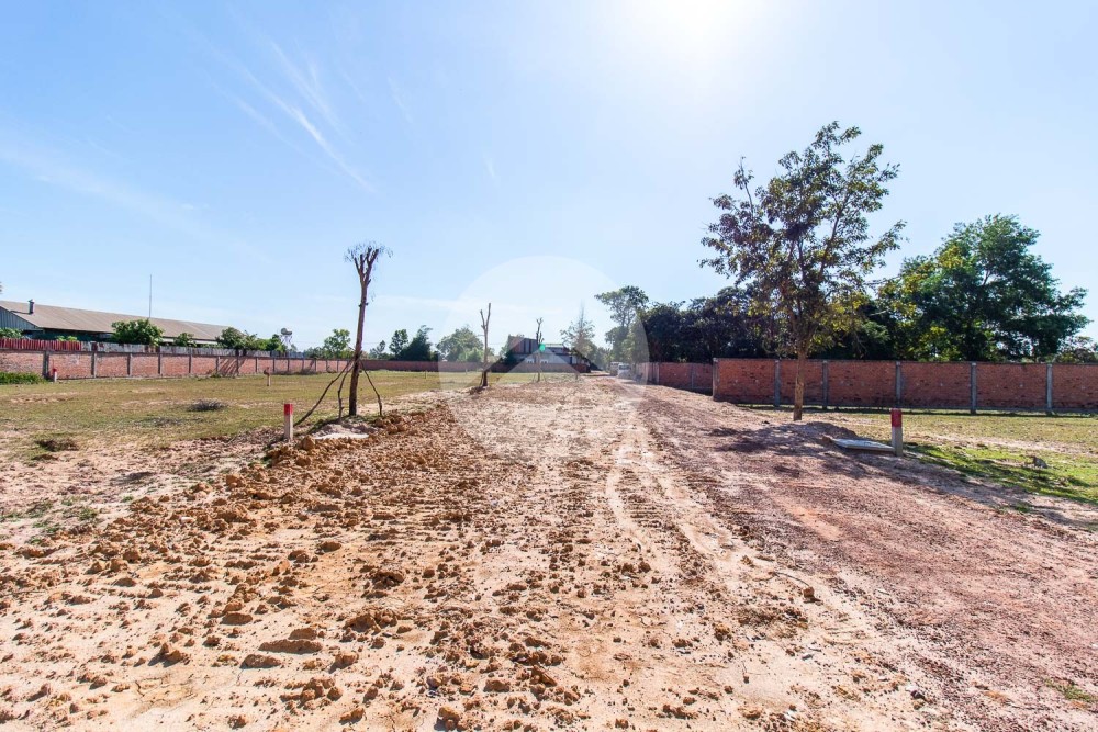 1899 Sqm Land For Sale - Next to Golf Course, Svay Dangkum, Siem Reap - Image 10