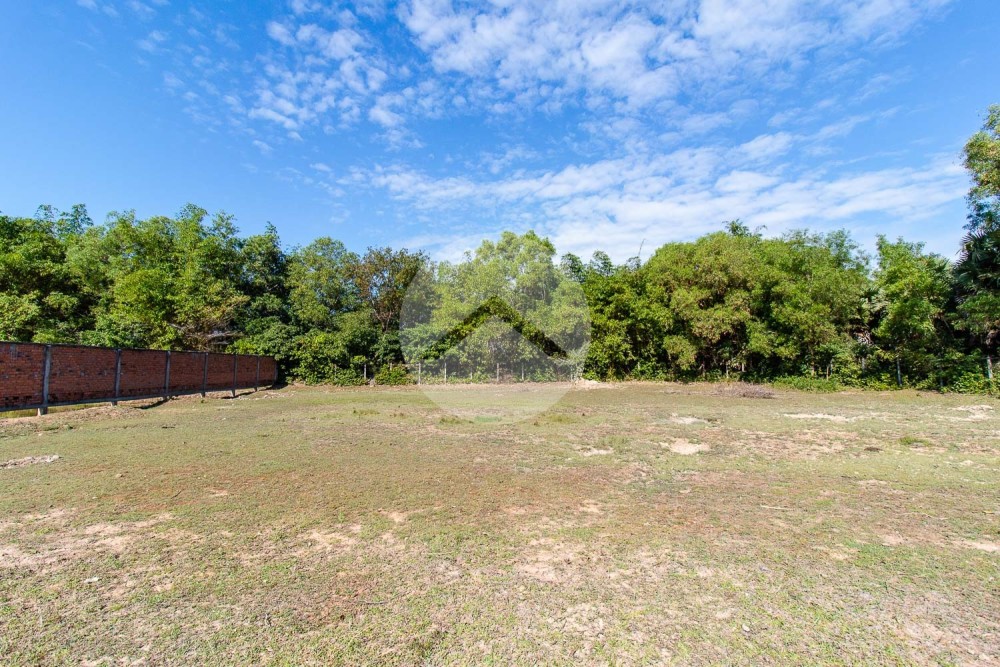 1899 Sqm Land For Sale - Next to Golf Course, Svay Dangkum, Siem Reap - Image 5