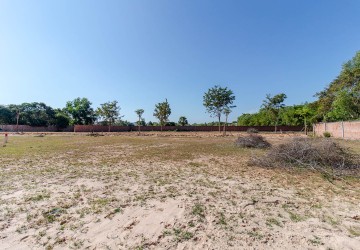 1206 Sqm Land For Sale - Next to Golf Course, Svay Dangkum, Siem Reap thumbnail