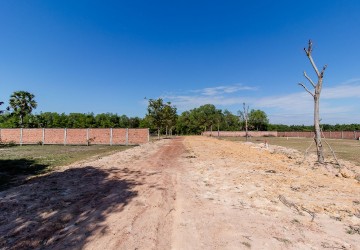 1206 Sqm Land For Sale - Next to Golf Course, Svay Dangkum, Siem Reap thumbnail