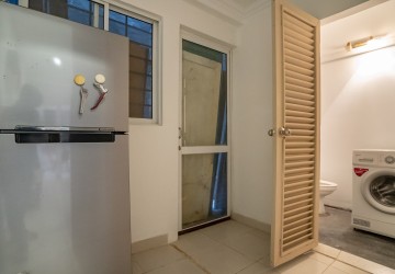 2 Bedroom Renovated Apartment For Rent - Tonle Bassac, Phnom Penh thumbnail