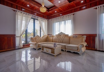 5 Bedroom Villa For Sale - Chreav, Siem Reap thumbnail