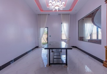 5 Bedroom Villa For Sale - Chreav, Siem Reap thumbnail