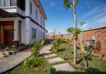 5 Bedroom Villa For Sale - Chreav, Siem Reap thumbnail