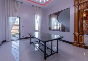 5 Bedroom Villa For Sale - Chreav, Siem Reap thumbnail