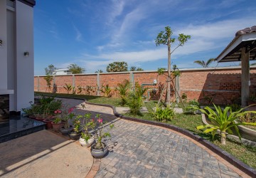 5 Bedroom Villa For Sale - Chreav, Siem Reap thumbnail