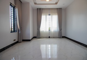 5 Bedroom Villa For Sale - Chreav, Siem Reap thumbnail