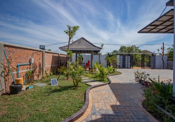 5 Bedroom Villa For Sale - Chreav, Siem Reap thumbnail