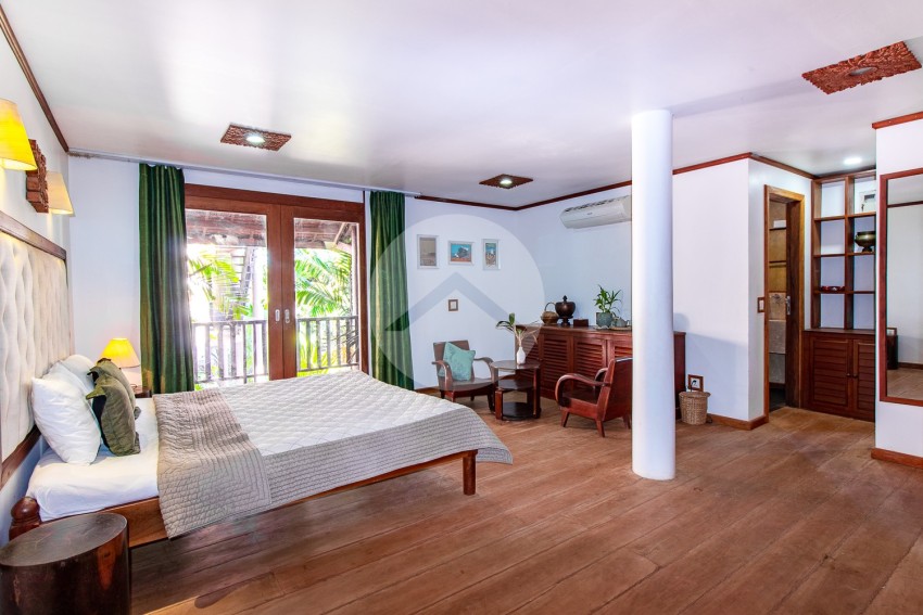 15 Bedroom Hotel For Sale - Svay Dangkum, Siem Reap