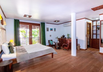 15 Bedroom Hotel For Sale - Svay Dangkum, Siem Reap thumbnail