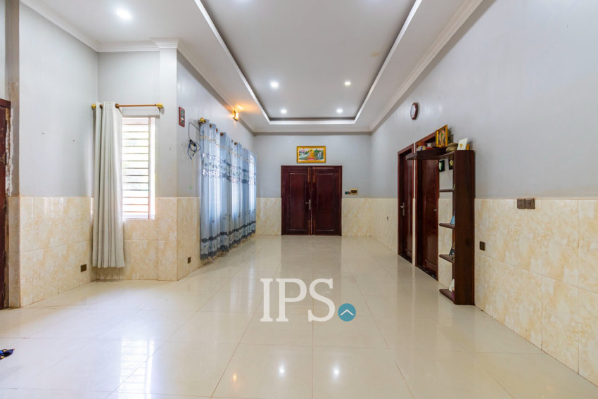 3 Bedroom House For Rent - Svay Dangkum, Siem Reap