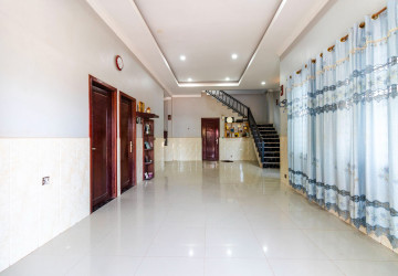 3 Bedroom House For Rent - Svay Dangkum, Siem Reap thumbnail