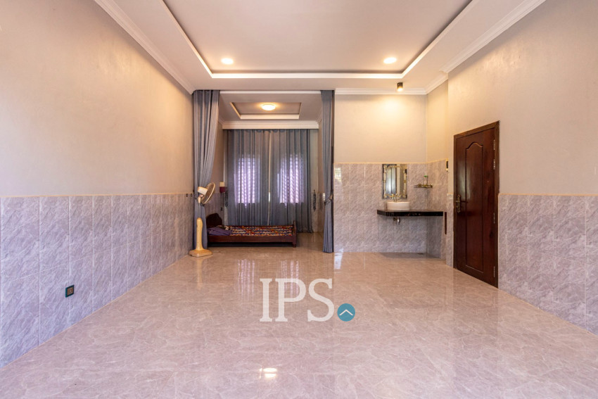 3 Bedroom House For Rent - Svay Dangkum, Siem Reap
