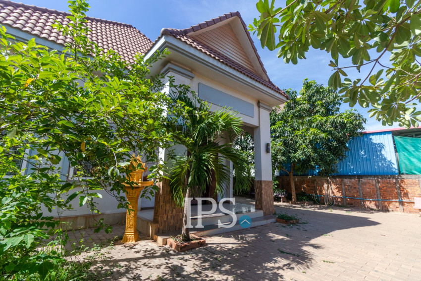 3 Bedroom House For Rent - Svay Dangkum, Siem Reap
