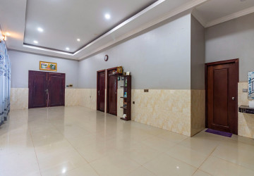 3 Bedroom House For Rent - Svay Dangkum, Siem Reap thumbnail