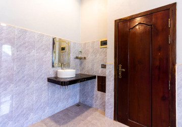 3 Bedroom House For Rent - Svay Dangkum, Siem Reap thumbnail