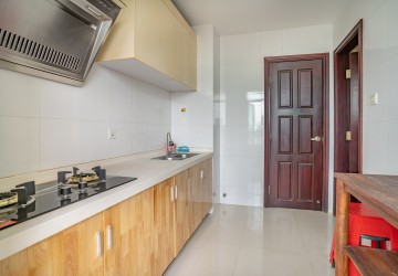 3 Bedroom Condo For Rent - Tonle Bassac, Phnom Penh thumbnail