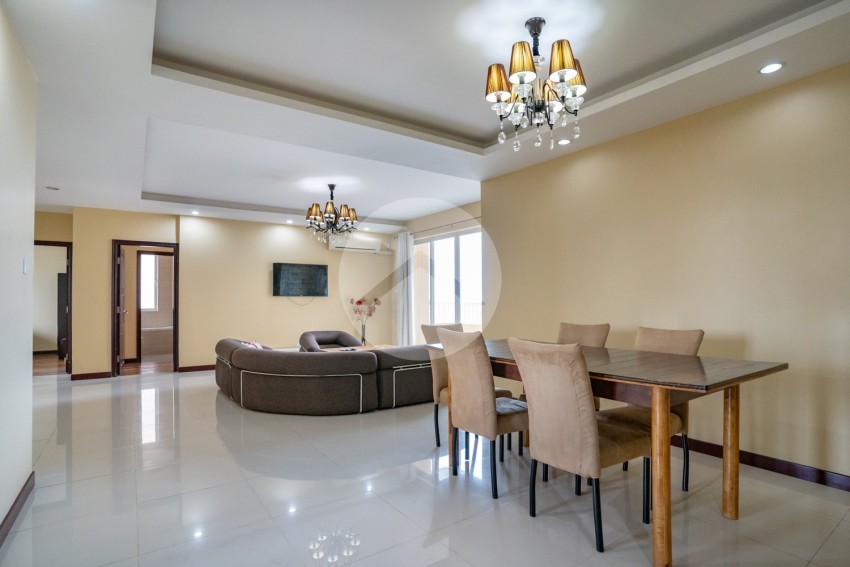 3 Bedroom Condo For Rent - Tonle Bassac, Phnom Penh